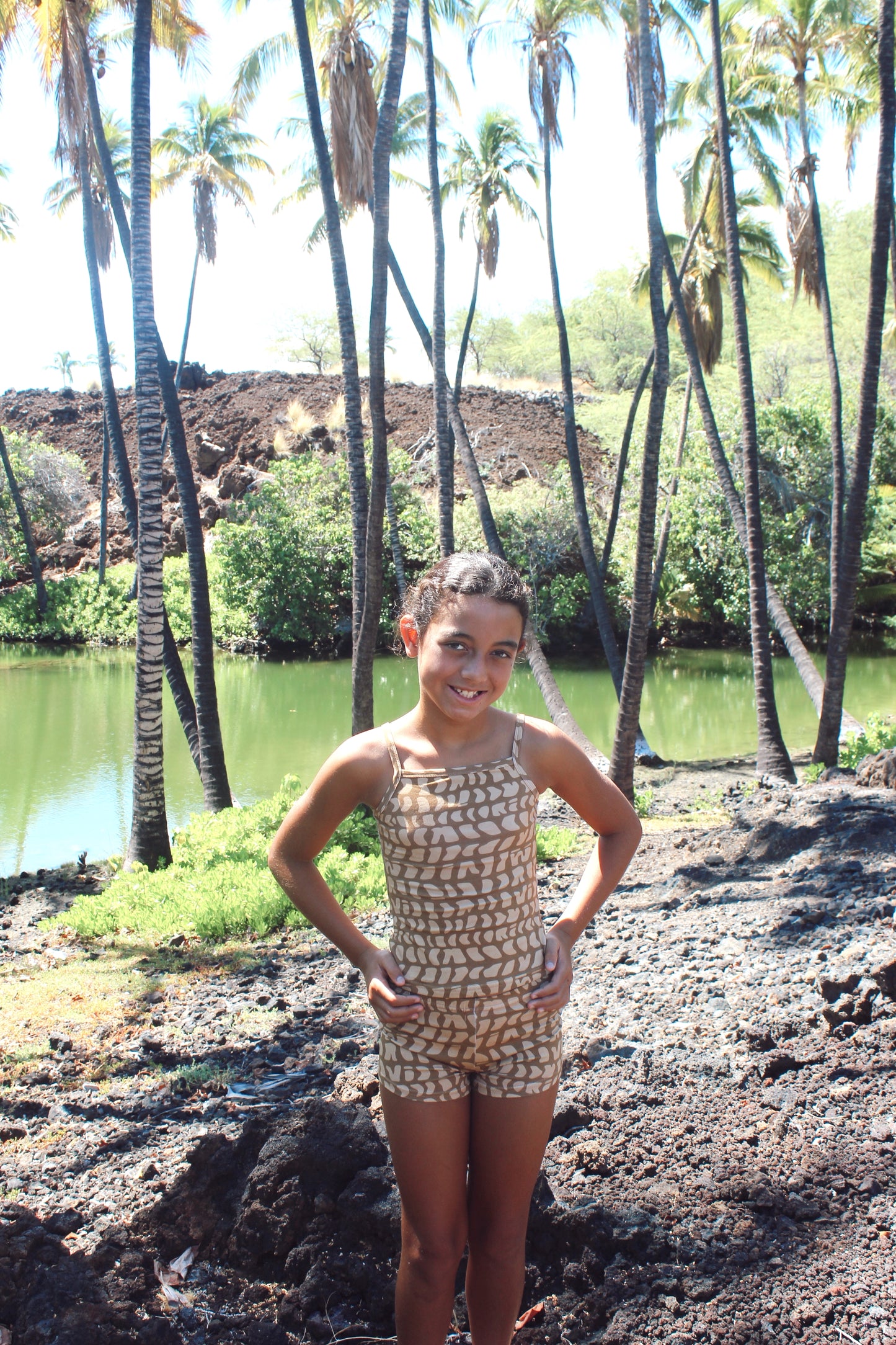 Lily Set - Hebrew Hazelnut